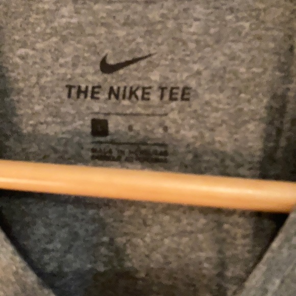 NWT 💥3/20 Nike drifit legend neck large only left - Picture 3 of 5